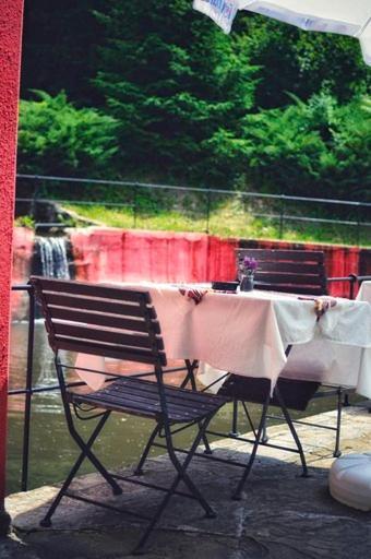 Motel Zlatna Ribka Kokolyane Exteriér fotografie
